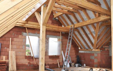 Lopen attic trusses